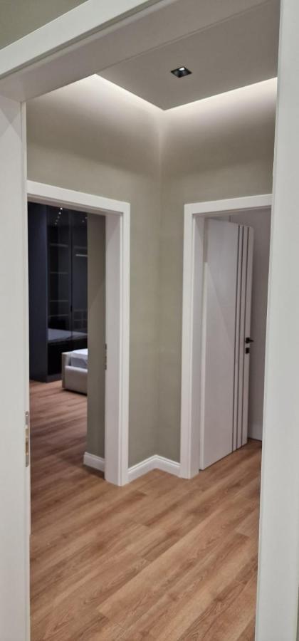 Heart Of Tirana Apartment 외부 사진