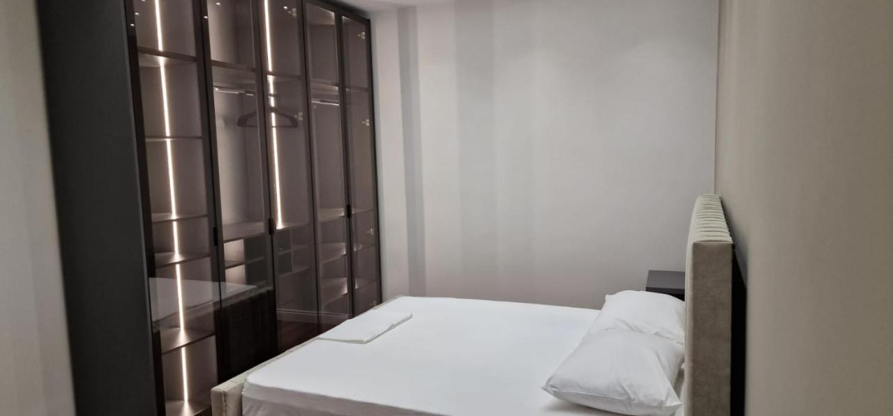 Heart Of Tirana Apartment 외부 사진