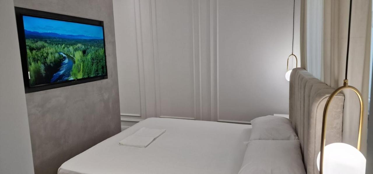 Heart Of Tirana Apartment 외부 사진
