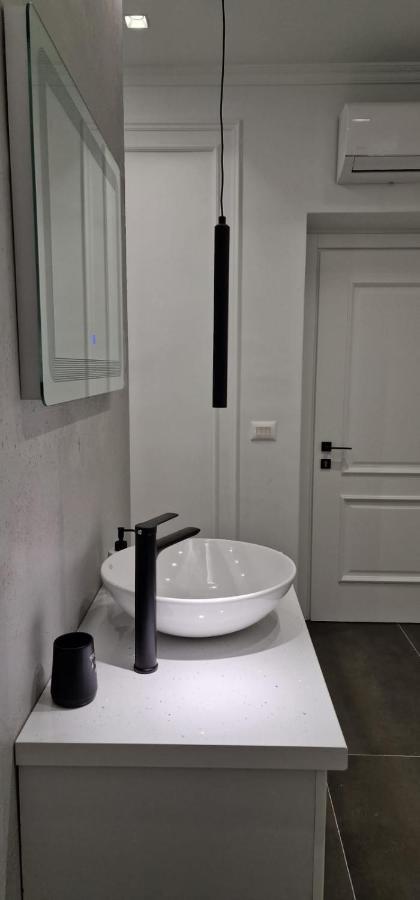 Heart Of Tirana Apartment 외부 사진