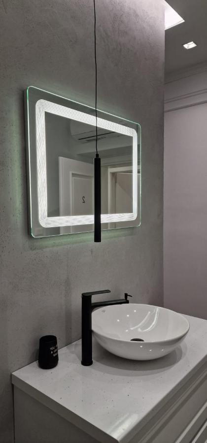 Heart Of Tirana Apartment 외부 사진