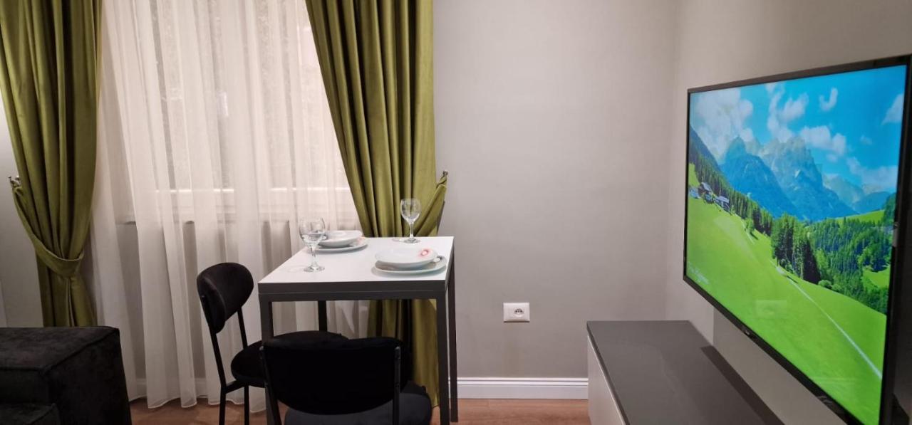 Heart Of Tirana Apartment 외부 사진